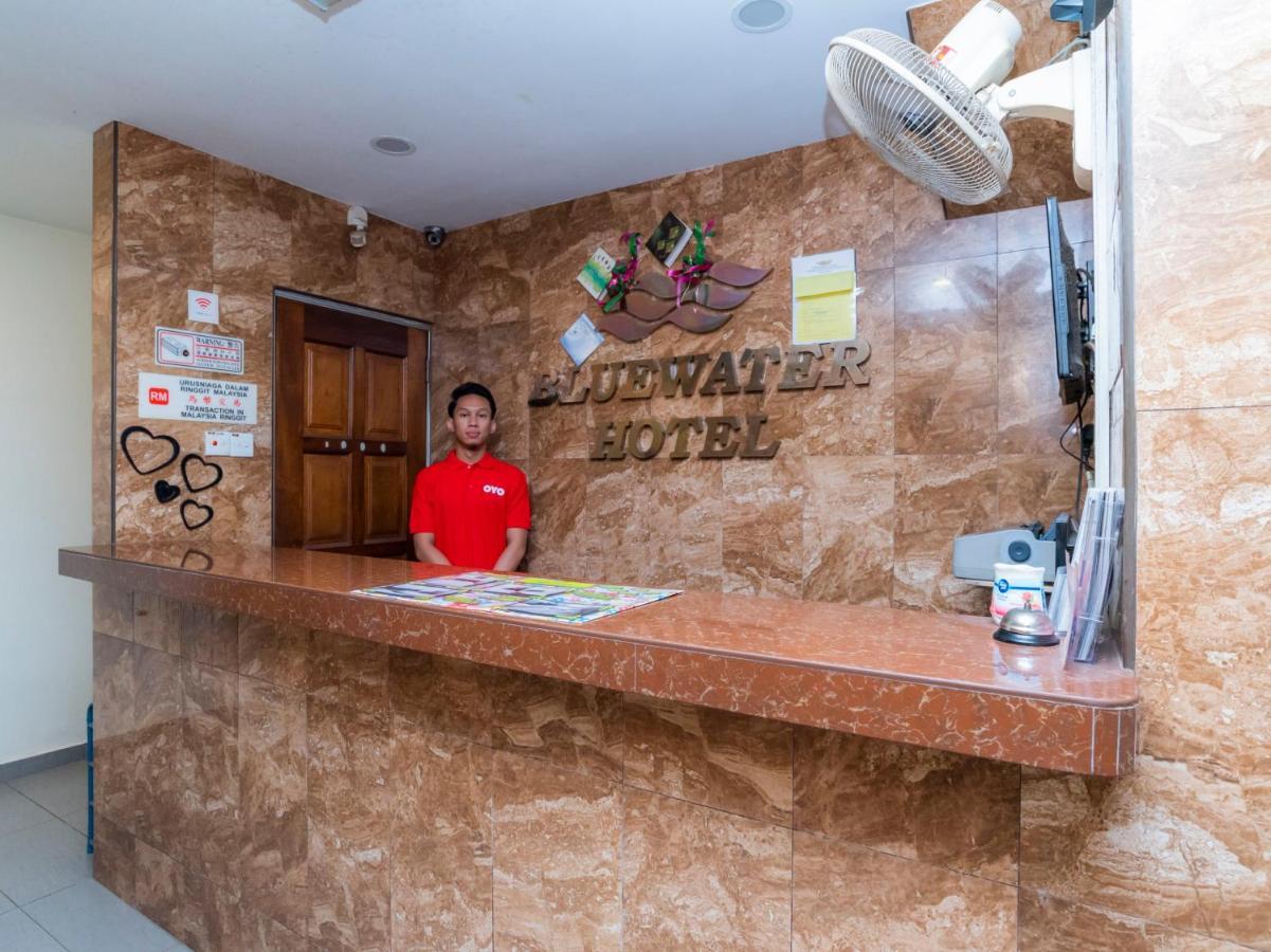 Oyo 44095 Bluewater Hotel Mersing Exterior foto